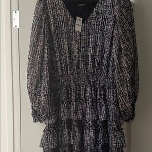 Express Women's Black and White Long Sleeve Dress